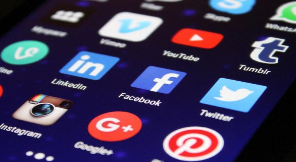 grow-business-using-social-media-content